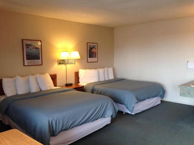 Redwood Inn クレセントシティ エクステリア 写真