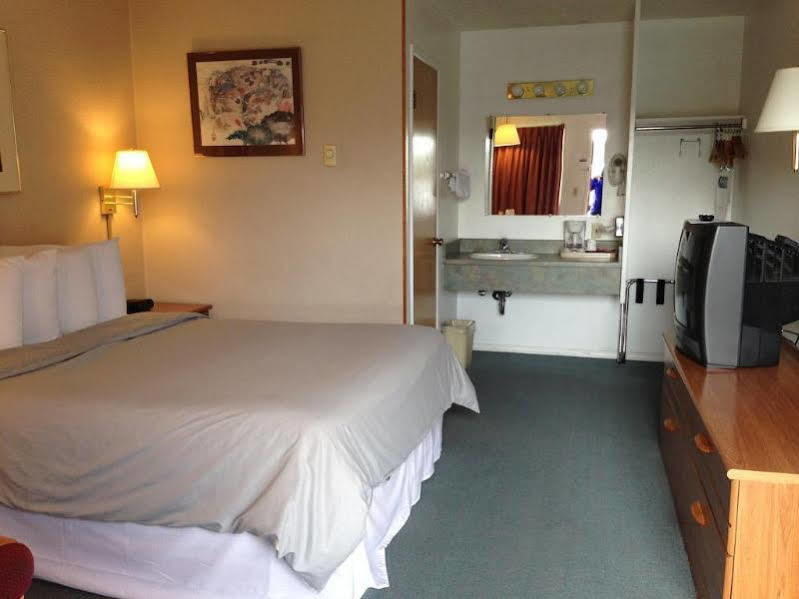 Redwood Inn クレセントシティ エクステリア 写真